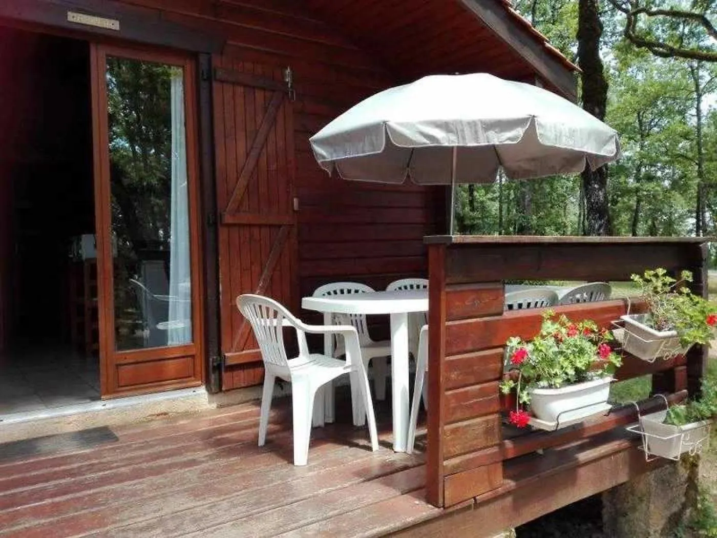 Chalet 3 Etoiles - Piscine - Efchcg Saint-Cirq-Lapopie 0*,  France